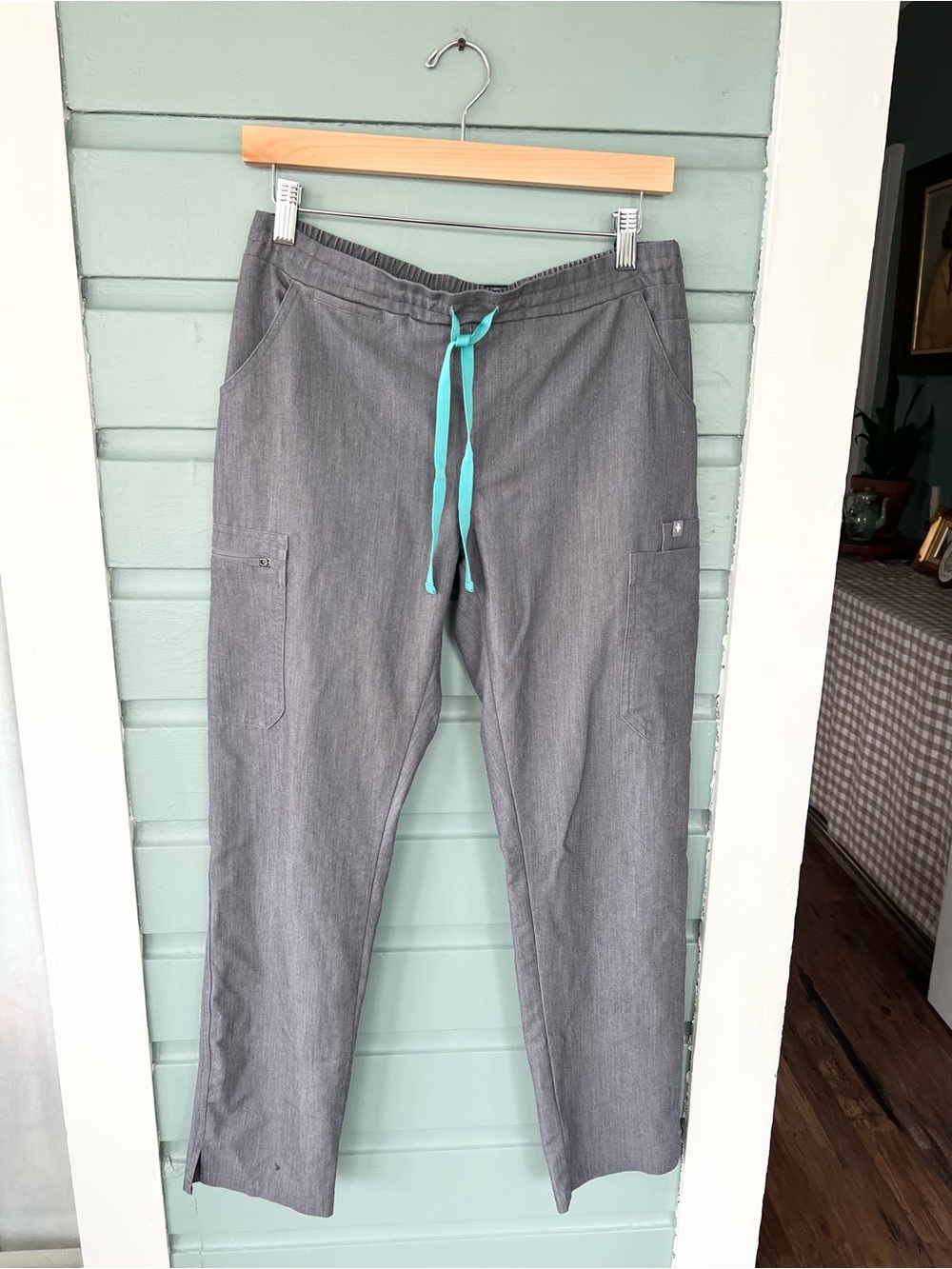 Figs yola scrub pants grey graphite size small nursing medical